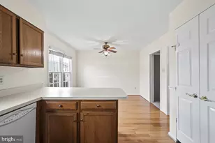 7937 Edinburgh Dr, Springfield, VA 22153 - Photo 23