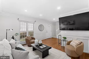 6037 Meyers Landing Ct, Burke, VA 22015 - Photo 7