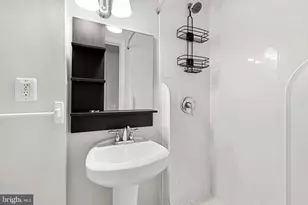 6037 Meyers Landing Ct, Burke, VA 22015 - Photo 37