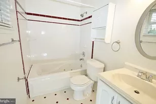 5504 Inverchapel Rd, Springfield, VA 22151 - Photo 15