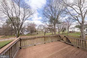 9359 Robnel Pl, Vienna, VA 22182 - Photo 39