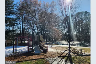 9359 Robnel Place, Vienna, VA 22182 - Photo 41