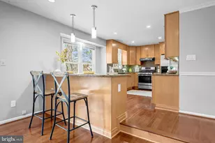 9359 Robnel Pl, Vienna, VA 22182 - Photo 15