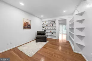 9359 Robnel Pl, Vienna, VA 22182 - Photo 31