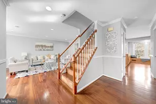 9359 Robnel Pl, Vienna, VA 22182 - Photo 7