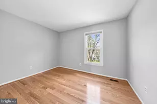 9359 Robnel Pl, Vienna, VA 22182 - Photo 27