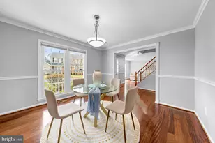 9359 Robnel Pl, Vienna, VA 22182 - Photo 9