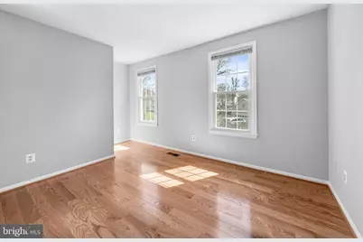 9359 Robnel Place, Vienna, VA 22182 - Photo 25