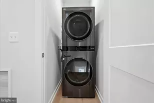 12118 Loblolly Dr, Fairfax, VA 22033 - Photo 25