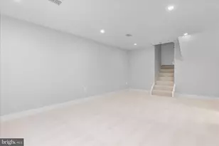 7944 Freehollow Dr, Falls Church, VA 22042 - Photo 35