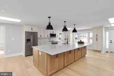 7944 Freehollow Drive, Falls Church, VA 22042 - Photo 9