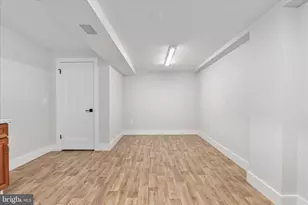 7944 Freehollow Dr, Falls Church, VA 22042 - Photo 39