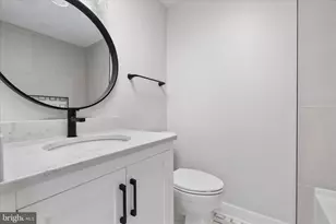 7944 Freehollow Dr, Falls Church, VA 22042 - Photo 45