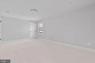 7944 Freehollow Dr, Falls Church, VA 22042 - Photo 29