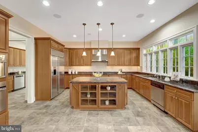 1204 Hunters Grove Court, McLean, VA 22102 - Photo 21