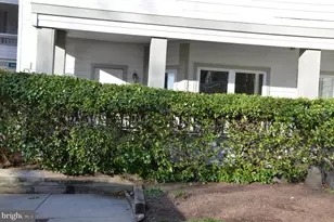 4409 Fair Stone Dr, Fairfax, VA 22033 - Photo 3