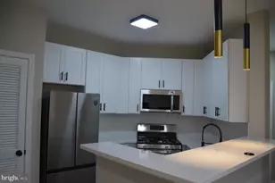 4409 Fair Stone Dr, Fairfax, VA 22033 - Photo 9