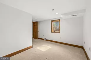 4035 Taylor Dr, Fairfax, VA 22032 - Photo 41