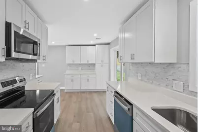 5822 Brookview Drive, Alexandria, VA 22310 - Photo 17