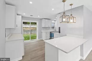 5822 Brookview Dr, Alexandria, VA 22310 - Photo 9