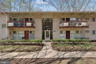 4367 Americana Dr, Annandale, VA 22003 - Photo 3