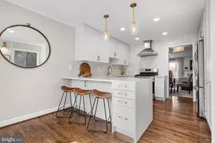 4819 Carriagepark Rd, Fairfax, VA 22032 - Photo 9