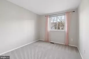 8213 Claremont Woods Dr, Alexandria, VA 22309 - Photo 21