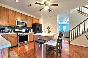 6642 Patent Parish Ln, Alexandria, VA 22315 - Photo 5