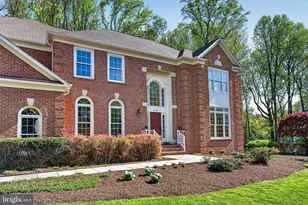 6488 Lake Meadow Dr, Burke, VA 22015 - Photo 3