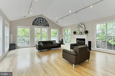 1513 Lincoln Way #202, McLean, VA 22102 - Photo 37