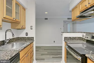 1513 Lincoln Way #202, McLean, VA 22102 - Photo 11