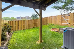 6523 Old Carriage Ln, Alexandria, VA 22315 - Photo 35