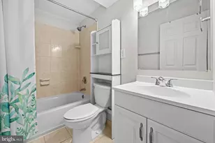 1044 Trevino Ln, Herndon, VA 20170 - Photo 25