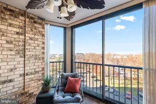 5902 Mt Eagle Dr, Alexandria, VA 22303 - Photo 3