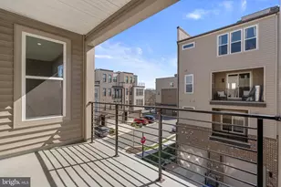 14420 Beckett Glen Cir, Chantilly, VA 20151 - Photo 17