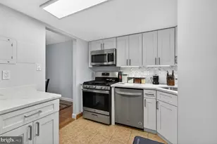 1536 Northgate Square, Reston, VA 20190 - Photo 7