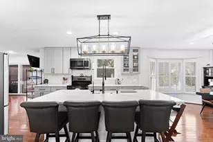 6208 Ormandy Dr, Burke, VA 22015 - Photo 9