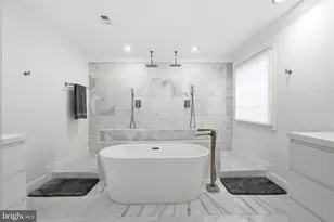 1628 Great Falls St, McLean, VA 22101 - Photo 5