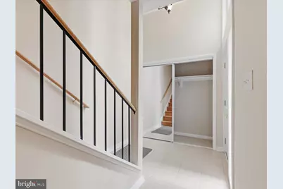 1426 Yellowwood Court, Reston, VA 20190 - Photo 17