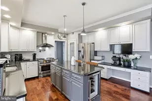 1235 Tottenham Ct, Reston, VA 20194 - Photo 9