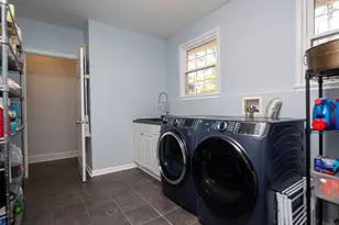 4817 Dodson Dr, Annandale, VA 22003 - Photo 27