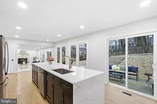 7204 Joshua Tree Ln, Springfield, VA 22152 - Photo 27