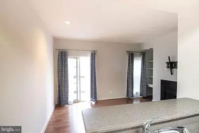 3908 Penderview Drive #628, Fairfax, VA 22033 - Photo 5