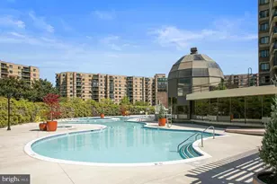 8340 Greensboro Dr, McLean, VA 22102 - Photo 31