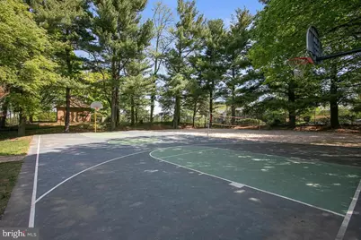 8340 Greensboro Drive #409, McLean, VA 22102 - Photo 27