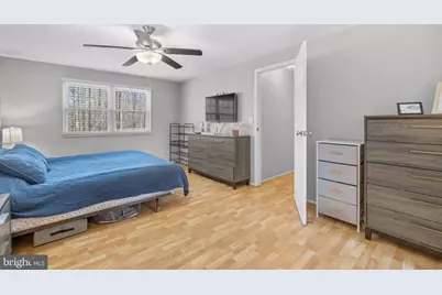 8274 Raindrop Way, Springfield, VA 22153 - Photo 25