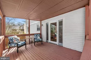 8274 Raindrop Way, Springfield, VA 22153 - Photo 47