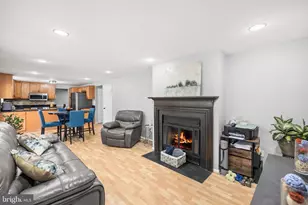 8274 Raindrop Way, Springfield, VA 22153 - Photo 21