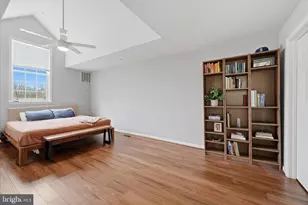 1342 Garden Wall Cir, Reston, VA 20194 - Photo 27