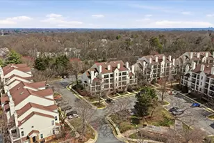 1342 Garden Wall Cir, Reston, VA 20194 - Photo 39